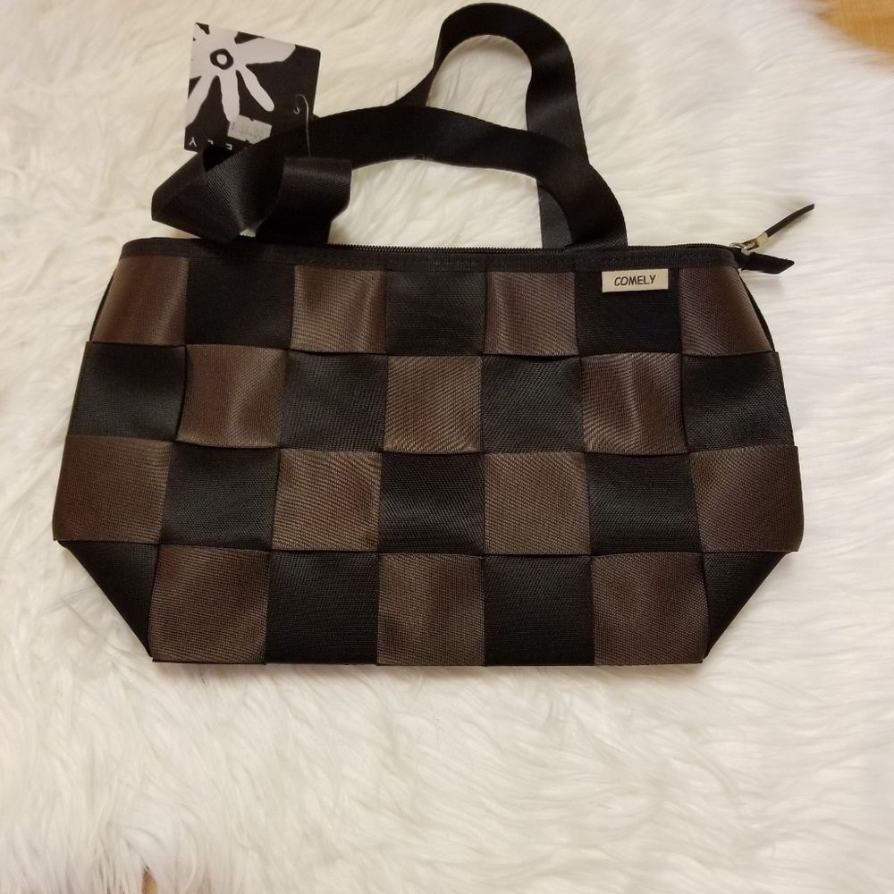 Comely seat belt purse